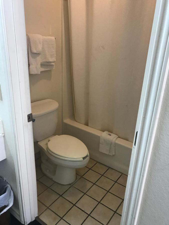 Country Inn Motel Σαν Αντόνιο Εξωτερικό φωτογραφία