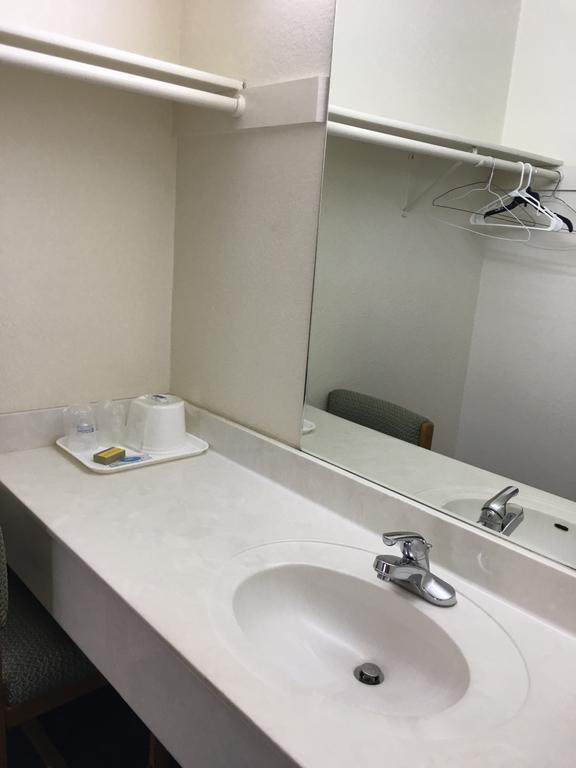 Country Inn Motel Σαν Αντόνιο Εξωτερικό φωτογραφία